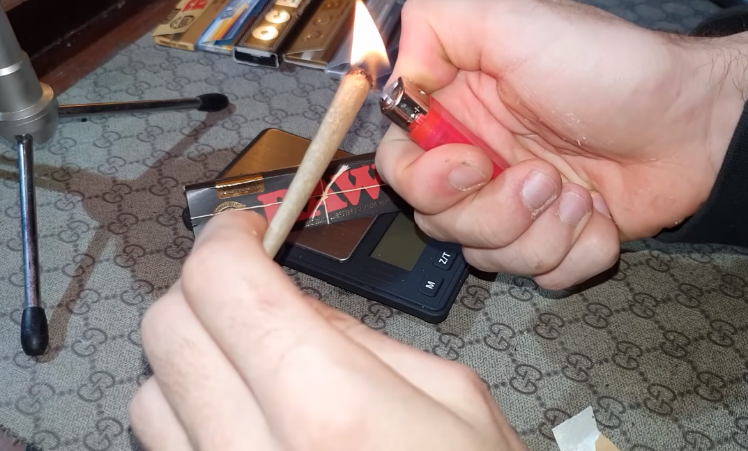 What Is Special About Rolling Papers?