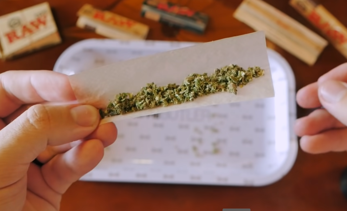 How To Make Your Own Flavored Rolling Papers
